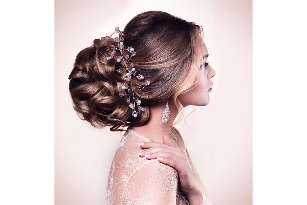 WeddingHairstyles Ring My Stylist App